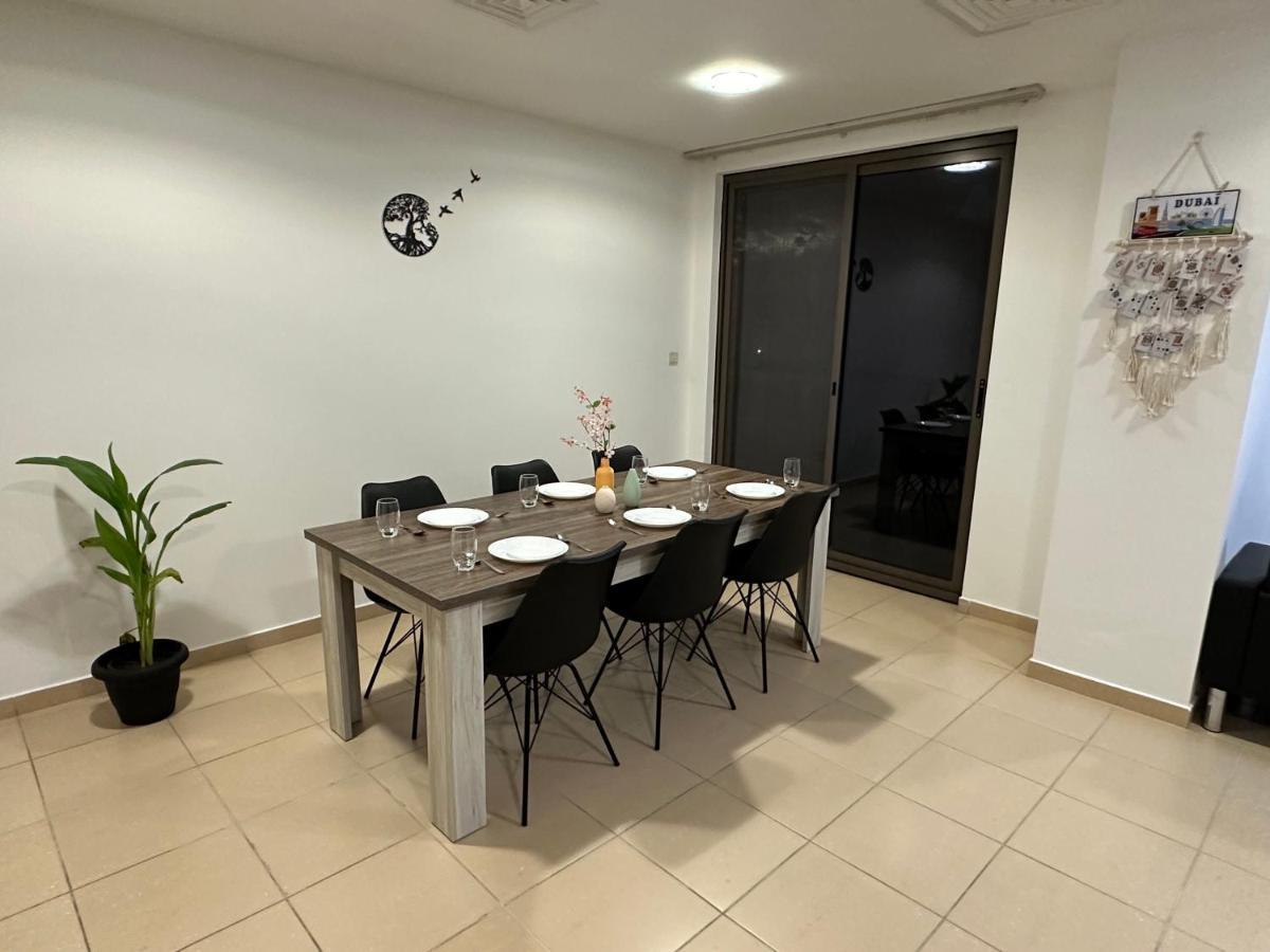Moonlight Hostel Jbr - 2Min Walk To Jbr Beach - Gym - 2Min Metro Station - Poll Dubai Esterno foto