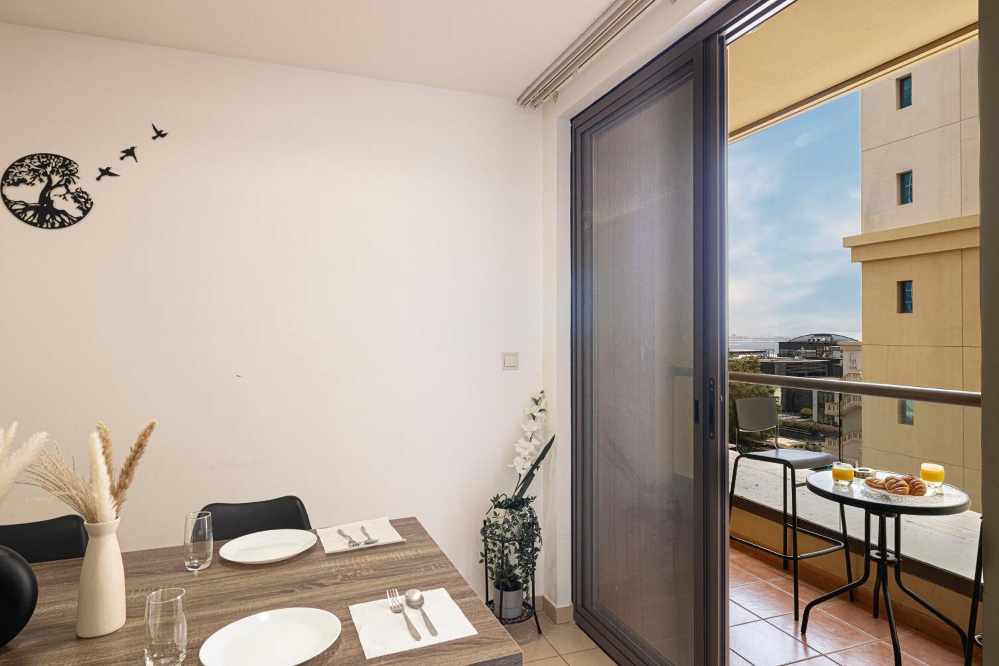 Moonlight Hostel Jbr - 2Min Walk To Jbr Beach - Gym - 2Min Metro Station - Poll Dubai Esterno foto