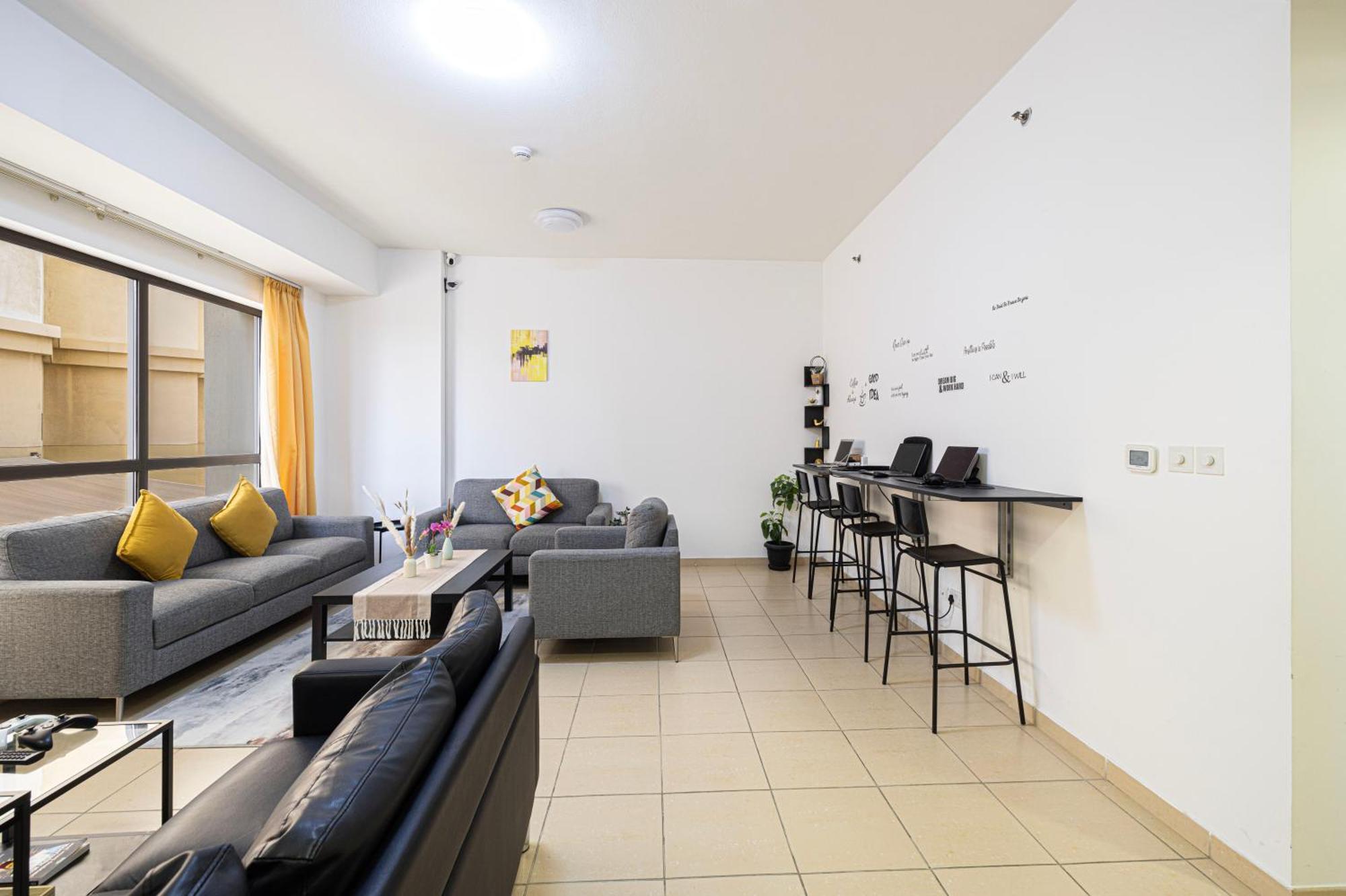 Moonlight Hostel Jbr - 2Min Walk To Jbr Beach - Gym - 2Min Metro Station - Poll Dubai Esterno foto